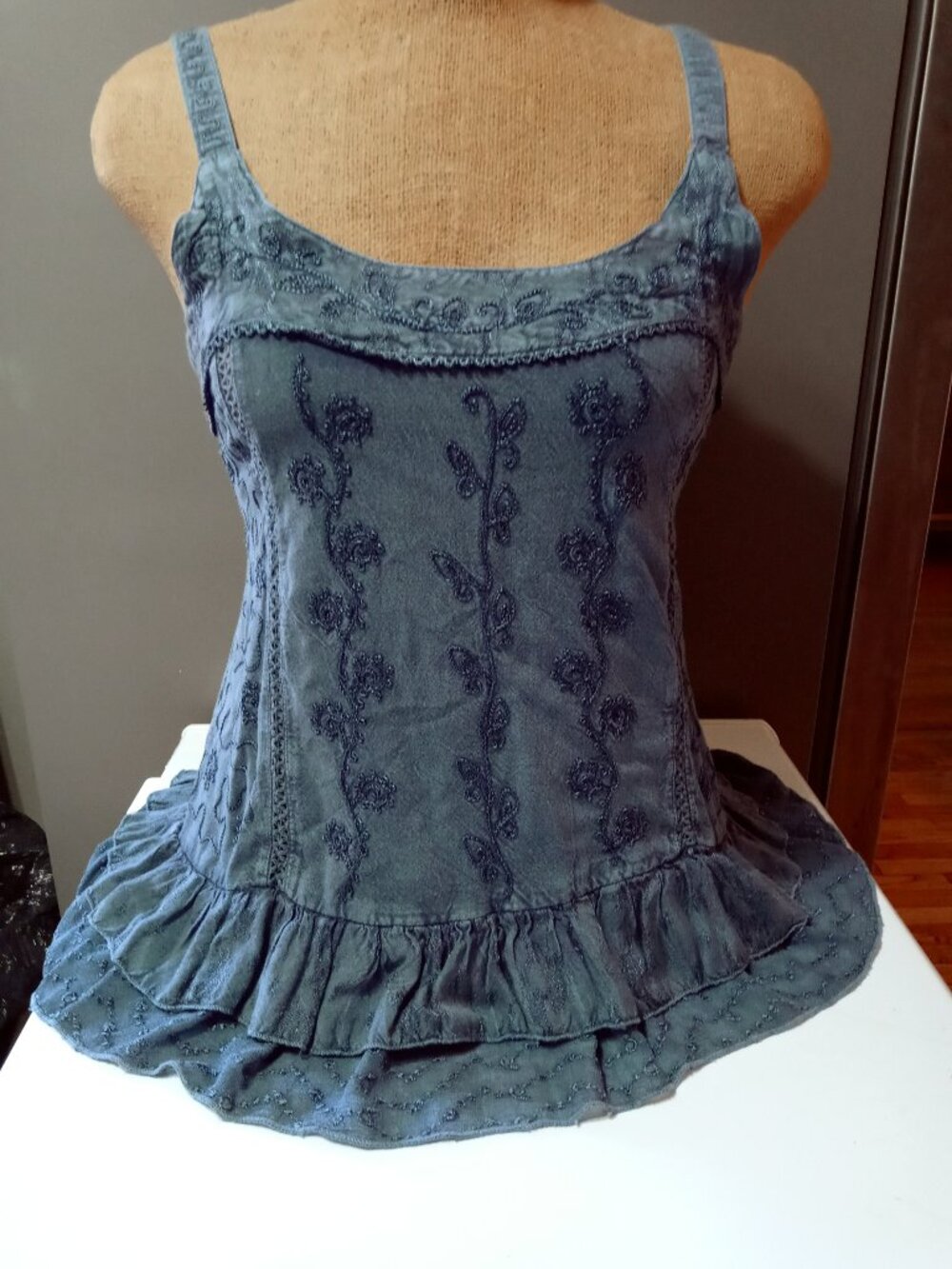 Cute Options Top Blue/Gray  "M"